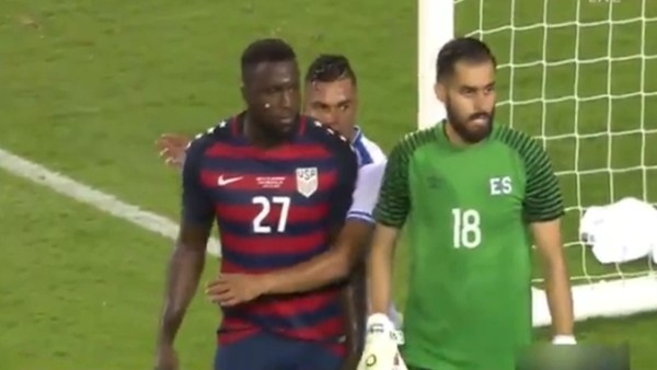 Jozy Altidore'a ısırık şoku!