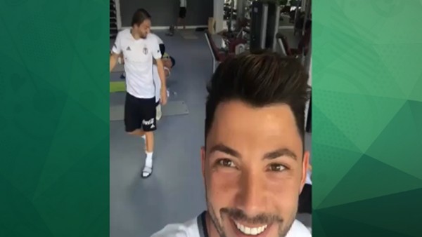 Tolgay'dan Caner Erkin'e: "Adam geldi"