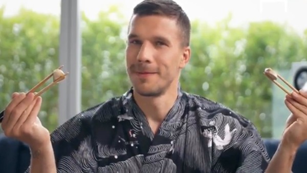 Lukas Podolski'nin Japonya günleri başladı!