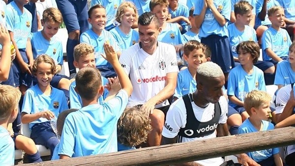 Barcelona'dan Beşiktaş'a ziyaret!