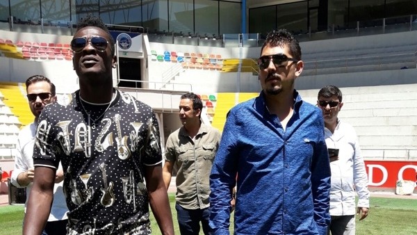 Asamoah Gyan, Kadir Has Stadyumunda!