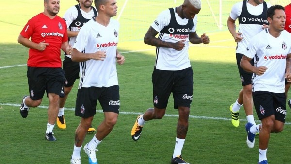 Beşiktaş'ta Pepe ilk idmanına çıktı