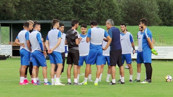 Kasımpaşa, hazırlıklarını sürdürüyor