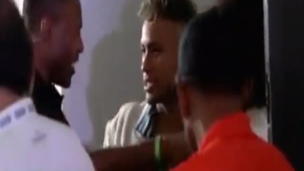 Neymar, Real Madrid formasını sakladı!