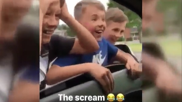 Çocuklar Lingard'ı görünce delirdi!