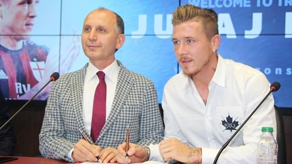 Trabzonspor, Juraj Kucka ile 3 yıllık sözleşme imzaladı