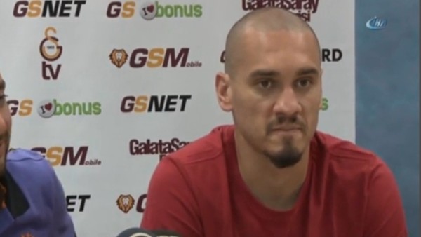Maicon: "Galatasaraydan teklifi duyunca iş orada bitti"