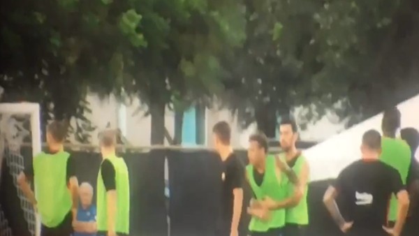 Neymar antrenmanı terk etti!