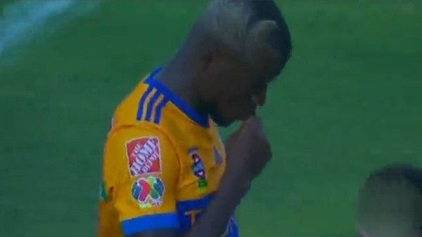 Enner Valencia'dan ilk maçında şov!