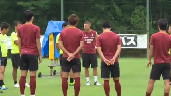 Podolski ilk antrenmanına çıktı