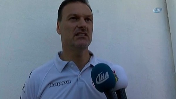 Alpay Özalandan eski yabancı futbolculara eleştiri