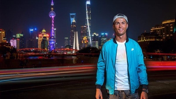 Cristiano Ronaldo, Çin'i fethediyor