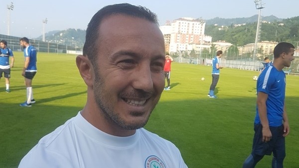 Cüneyt Dumlupınar: "Bu ligde misafiriz"