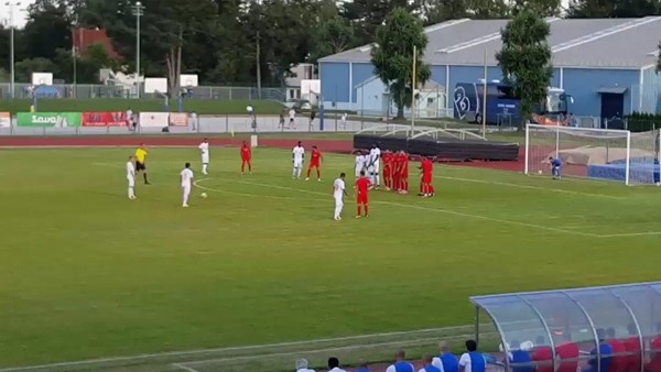 Emre Belözoğlu'nun Ashdod'a frikikten attığı gol