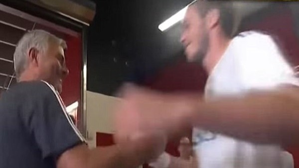 Mourinho, Gareth Bale'a sataşırsa...