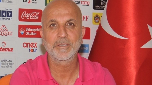 Hasan Çavuşoğlu'dan Vagner Love açıklaması