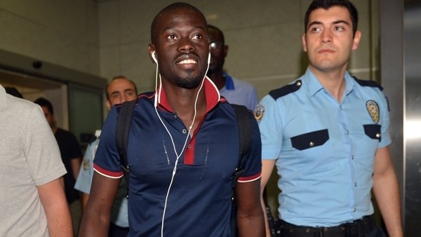 Galatasaray'ın yeni transferi Badou Ndiaye İstanbul'a geldi