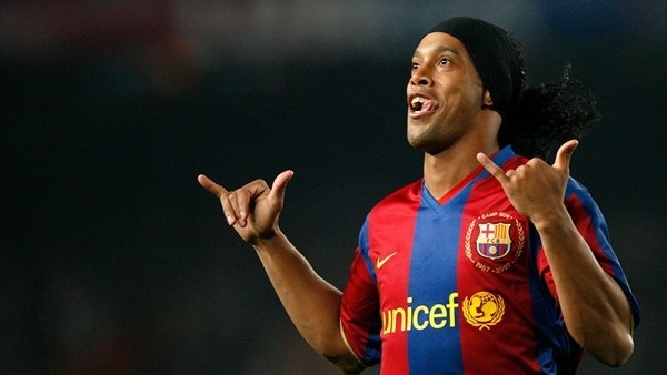 Ronaldinho'nun en güzel 10 golü