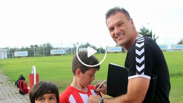 Alpay Özalan'dan futbolculara, "Beni örnek almayın" uyarısı