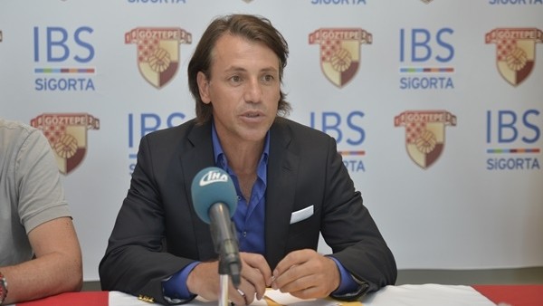 Tamer Tuna: "Sahada tek yerli futbolcu olması beni de rahatsız ediyor"