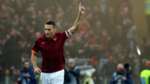 Francesco Totti'nin 10 şık pası