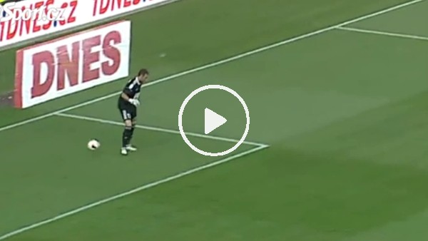 Kaleciden akıllara zarar hata!