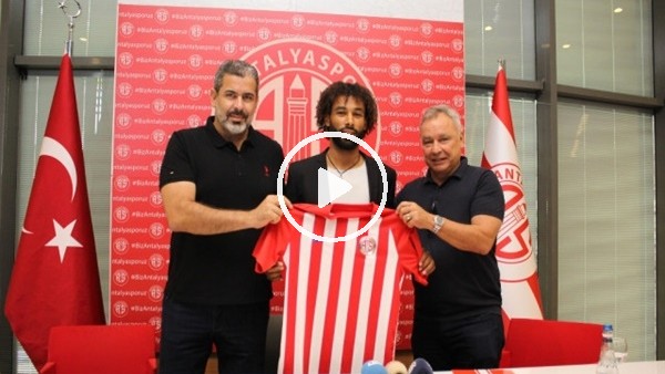Antalyaspor'da Sangare 3 yıllık sözleşme imzaladı