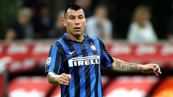 Beşiktaş'ın yeni transfer Gary Medel!