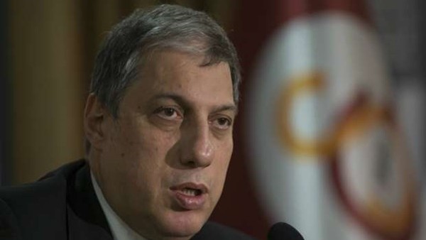 Levent Nazifoğlu: "Ya Sneijder ya Tudor gidecekti"