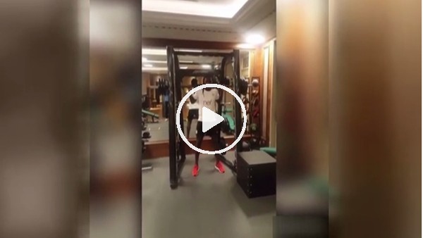 Bafetimbi Gomis durmuyor