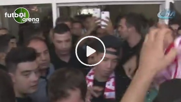 Antalyaspor'dan Nasri'ye çoşkulu karşılama