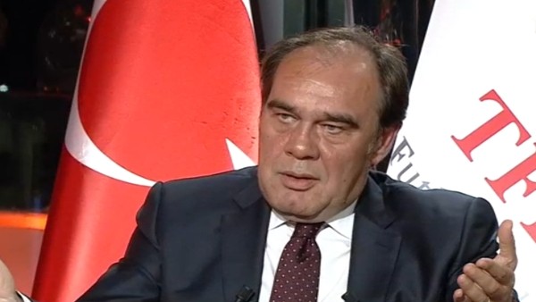 Yıldırım Demirören: "Şenol Güneş olmayınca Lucescu'yu aradım"