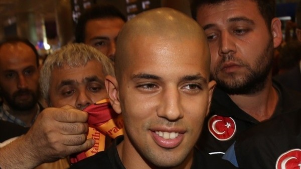 Feghouli, İstanbul'a geldi