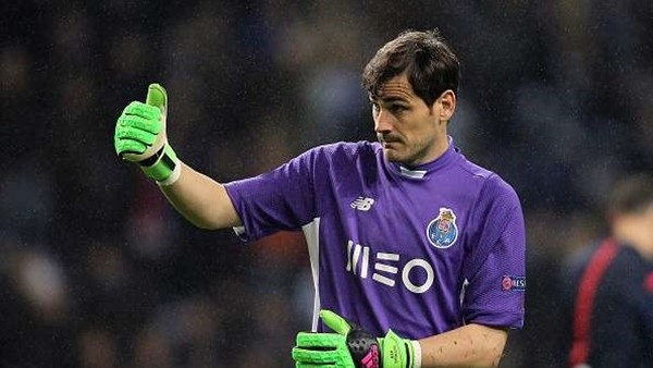 Iker Casillas aynı formunda devam ediyor