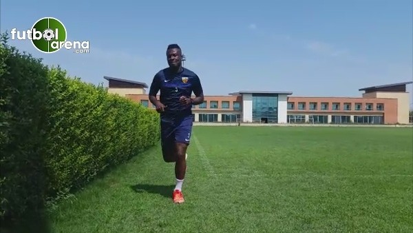 Asamoah Gyan, takımdan ayrı çalıştı