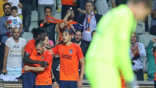 Medipol Başakşehir - Club Brugge maçından kareler