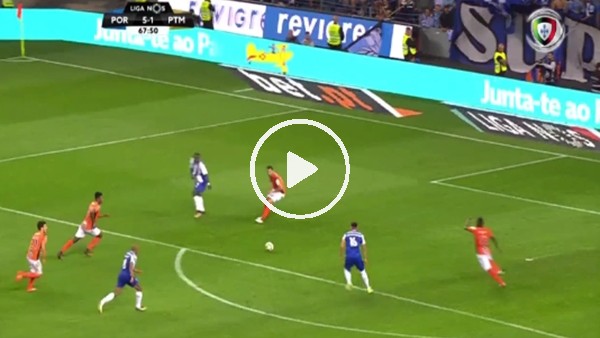 Aboubakar'dan topukla şık asist!