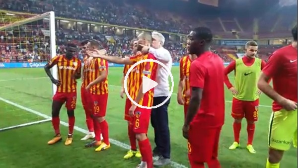 Kayserisporlu futbolcuların galibiyet sevinci