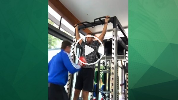 Rıo Ferdinand, boks antrenmanlarına hızla devam ediyor