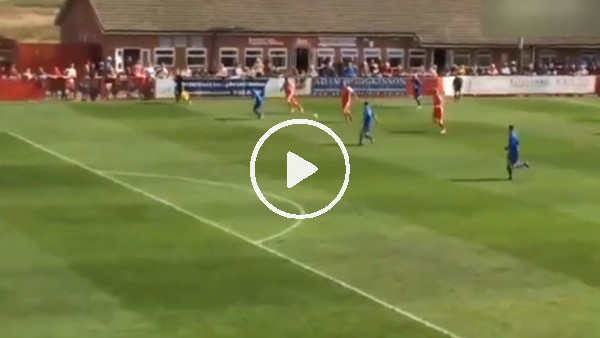 FA Cup ilk tur maçında atılan ilginç gol!