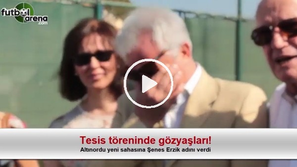 Şenes Erzik'in arkadaşı ve çocukları törende gözyaşlarını tutamadı