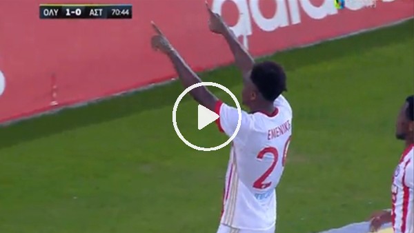 Olympiakos, Emenike'nin golleriyle kazandı!