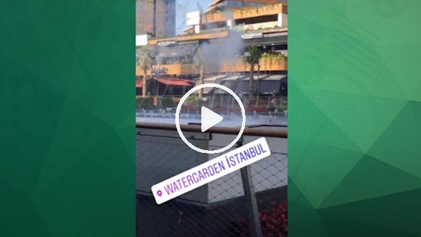 Fernandao, Megastar Tarkan'ı dinliyor