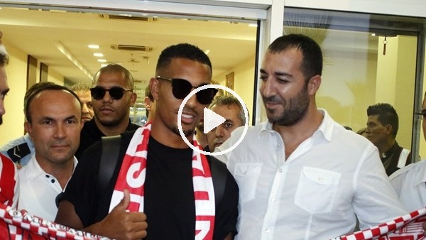 William Vainqueur'a coşkuku karşılama