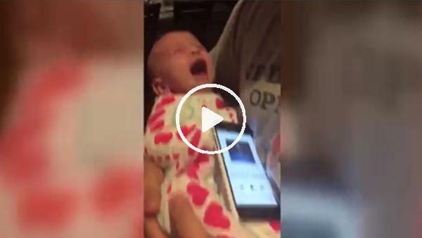 Ağlayan bebeğe Şampiyonlar Ligi müziği