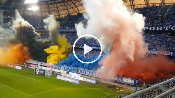Lech Poznan - Legia Warszawa maçında tribün şov