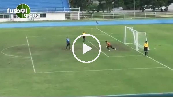 Penaltıyı kurtardığını sanan kalecinin hazin sonu