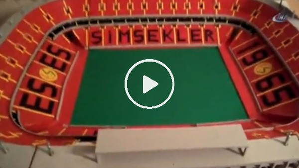 Kulübüne destek için Eskişehir Stadı'nın birebir maketini yaptı