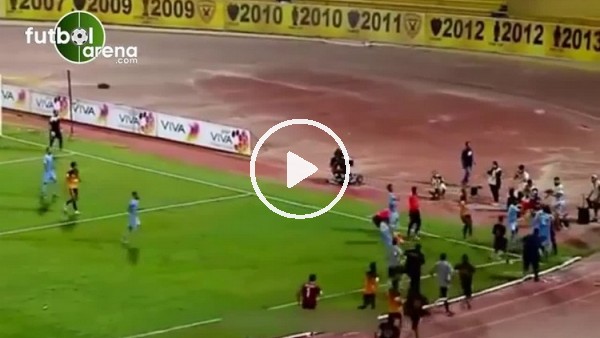 Saha içerisinde yumruklar konuştu!