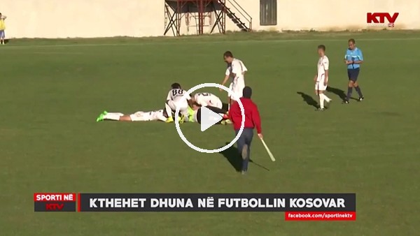 Taraftar rakip takım oyuncularına sopayla saldırdı